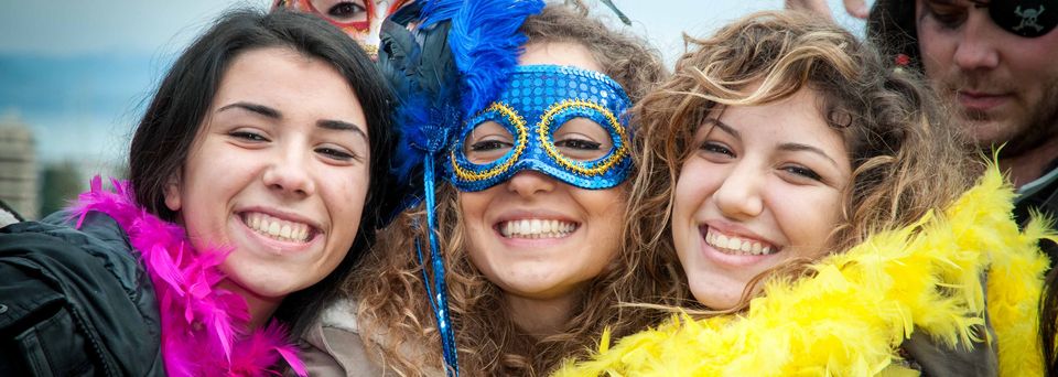 Carneval Antibes mit  Centre International D'Antibes